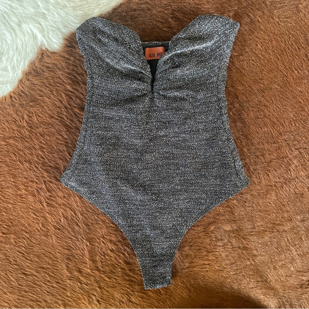 STRAPLESS ALIX NYC GOLD GLITTER BODYSUIT
